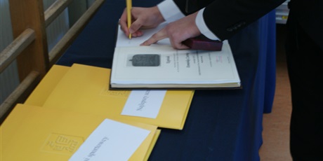 Powiększ grafikę: Zakończenie roku szkolnego 2025/2026 dla uczniów klas ósmych